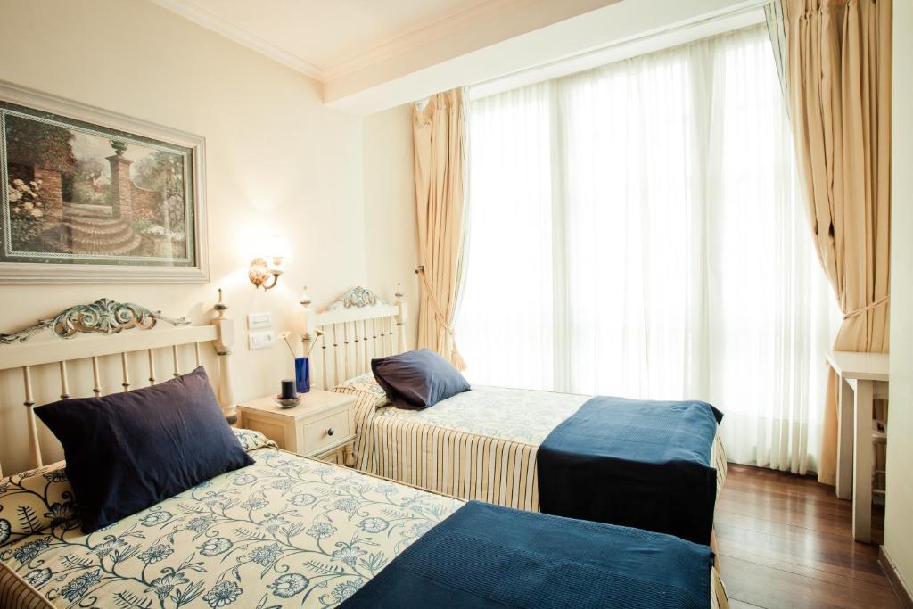 Hotel Fonte De San Roque Сантьяго-де-Компостела Номер фото
